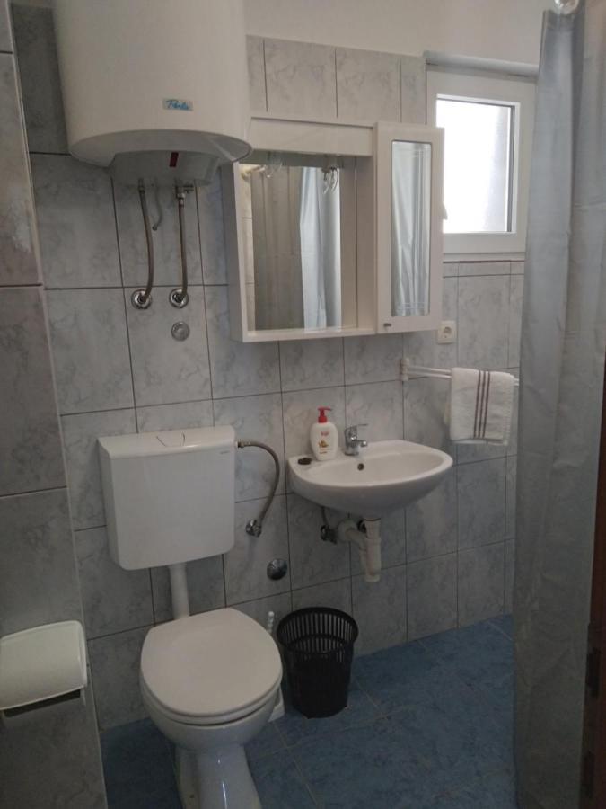 Apartmani Blazevic Omiš Zewnętrze zdjęcie