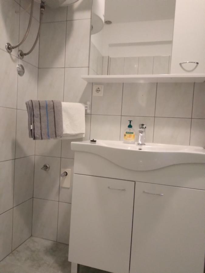Apartmani Blazevic Omiš Zewnętrze zdjęcie