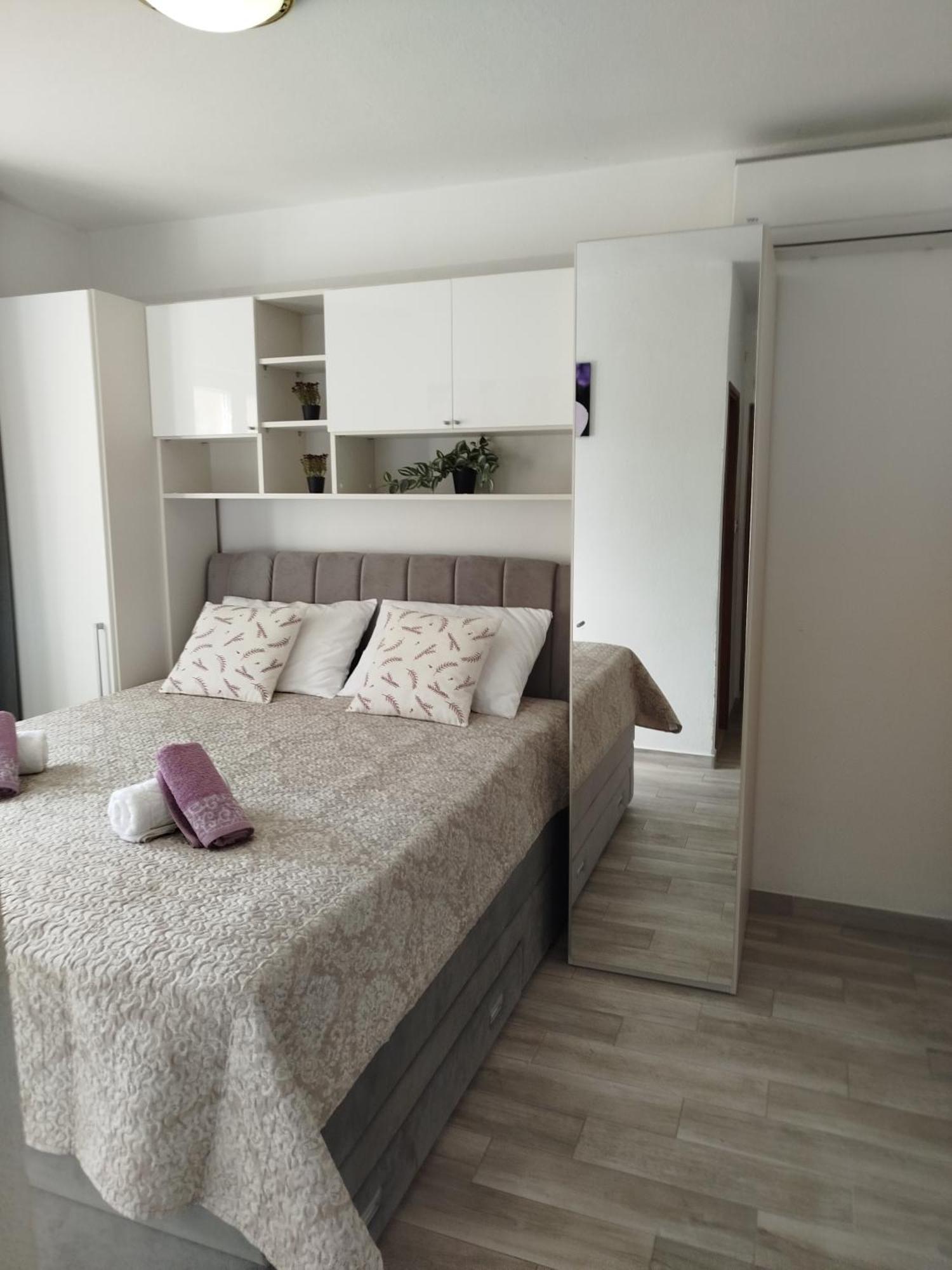 Apartmani Blazevic Omiš Zewnętrze zdjęcie