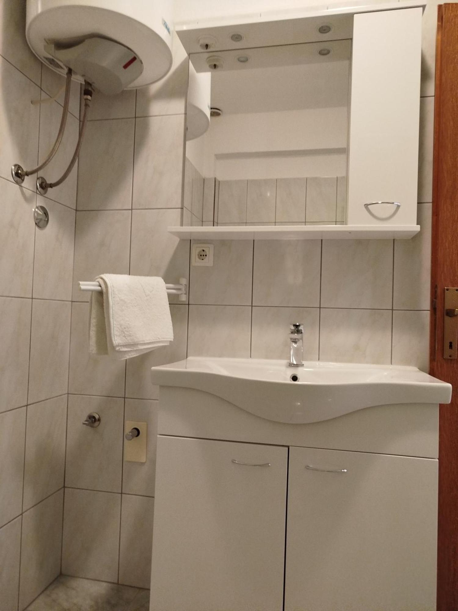 Apartmani Blazevic Omiš Zewnętrze zdjęcie